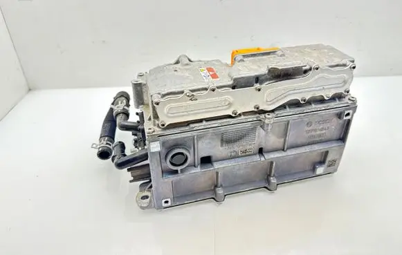 Volkswagen Golf VIII Voltage converter inverter 5QS907070C