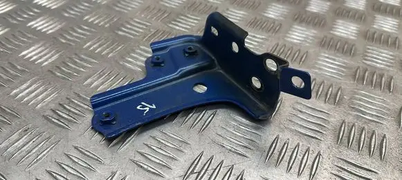 Lexus UX Fender mounting bracket