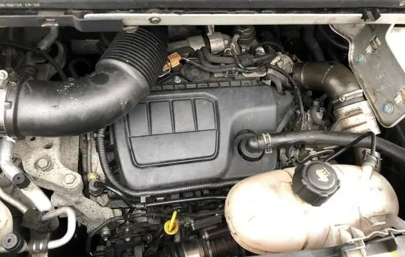 Opel Vivaro Manual 5 speed gearbox PF6040
