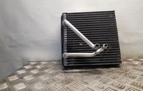 Skoda Superb B6 (3T) Air conditioning (A/C) radiator (interior) 