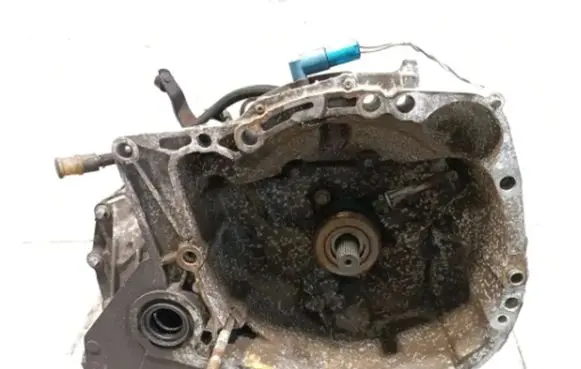 Renault Clio III Manual 5 speed gearbox 