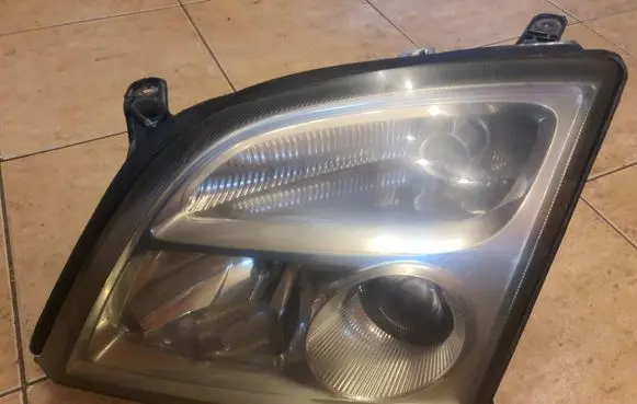 Opel Vectra C Headlight/headlamp dust cover 15619200 15588700