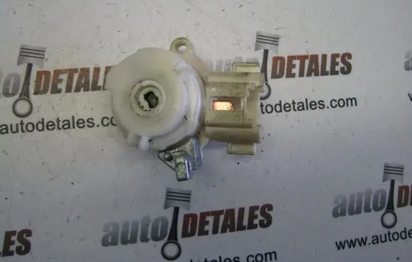Toyota Corolla E120 E130 Ignition lock