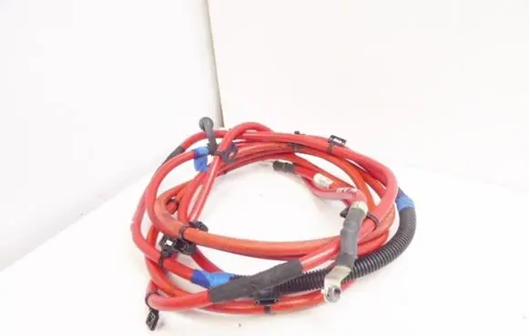 Mercedes-Benz E W212 Positive cable (battery) A2124404038