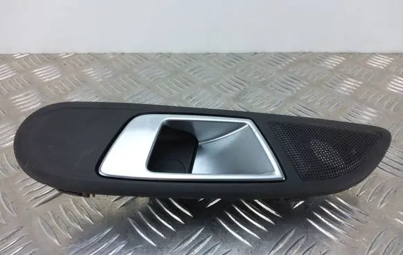 Ford Fiesta Front door interior handle C1BBA22601DAW