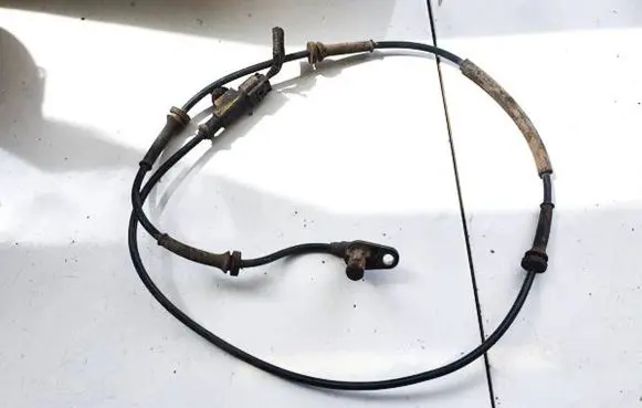 Land Rover Range Rover Sport L320 ABS brake wheel speed sensor 7329791 f00c1g0001
