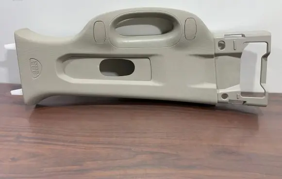 Dodge VAN RAM (B) pillar trim (top)