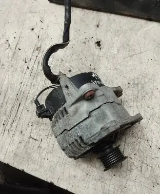 Volkswagen PASSAT B4 Generator/alternator