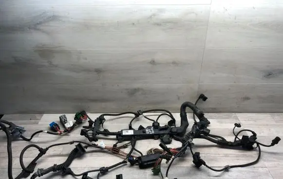 BMW 3 E90 E91 Engine installation wiring loom 758044803A 781021104