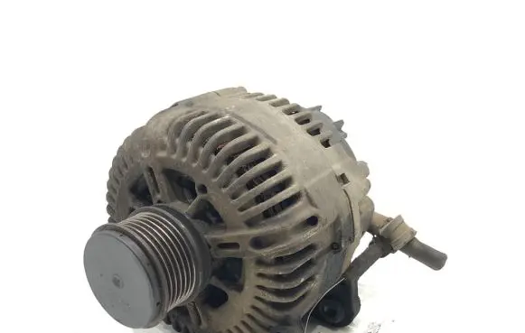 Volkswagen PASSAT B6 Generator/alternator 021903026L