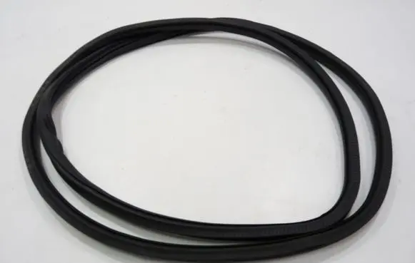 Volkswagen Touareg II Rubber seal loading door 7P0867365F