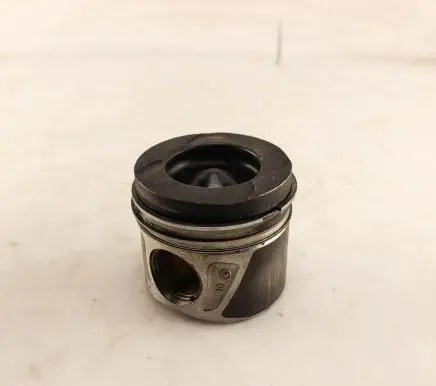 Mercedes-Benz Sprinter W906 Piston 8349F