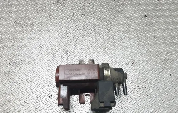Vacuum valve