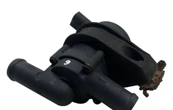 Volkswagen PASSAT B5.5 Electric auxiliary coolant/water pump 30950001