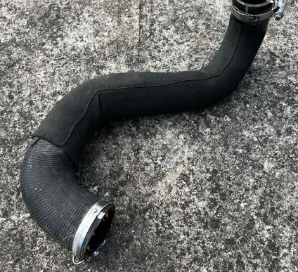 Intercooler hose/pipe