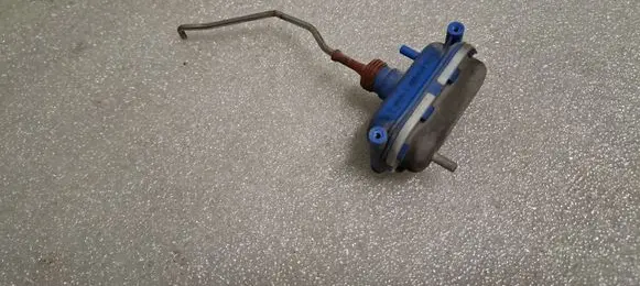Audi 100 S4 C4 Central locking vacuum pump 4A9862153