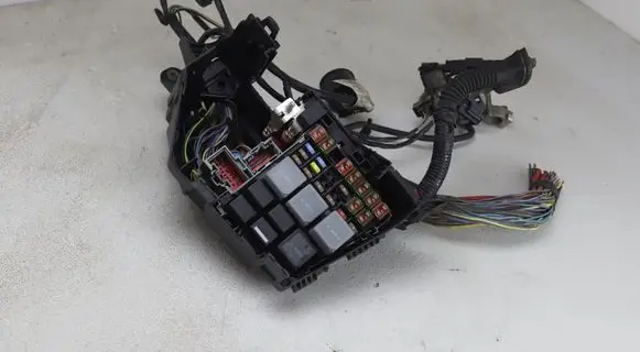 Land Rover Evoque I Fuse module BJ3214290AED BJ3214290