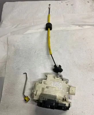 Audi A6 S6 C6 4F Rear door lock 