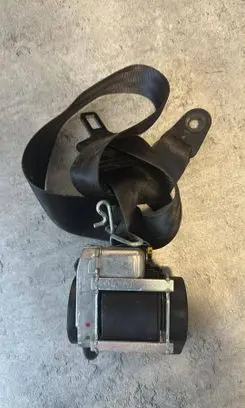 Ford C-MAX II Front seatbelt 615874800