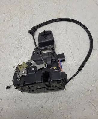 Seat Toledo II (1M) Front door lock 837015A