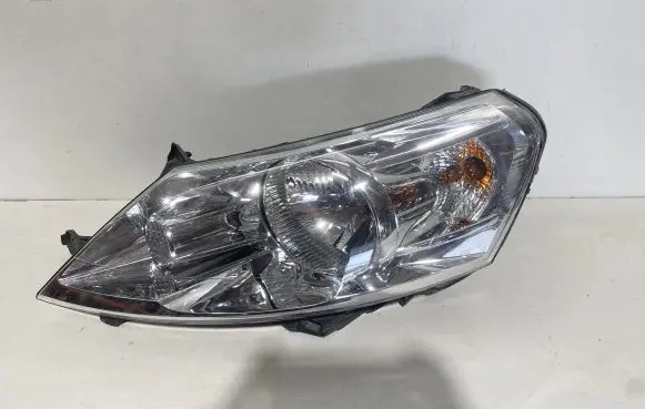 Citroen Jumpy Headlight/headlamp 89902605
