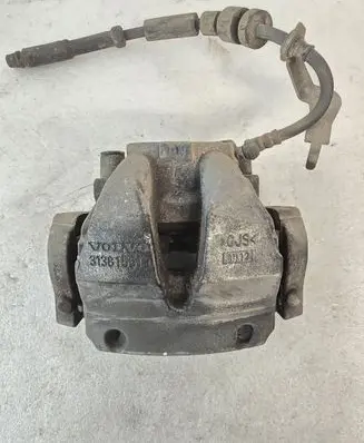Volvo V60 Front brake caliper 31381551