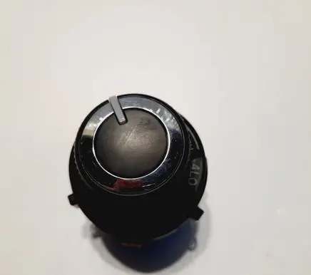 Nissan Navara D40 Tailgate/trunk/boot open switch 283365X00PN