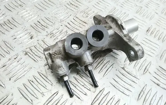 Peugeot 207 Master brake cylinder