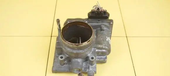 Mazda 6 Throttle body valve SH01136B0 SH01