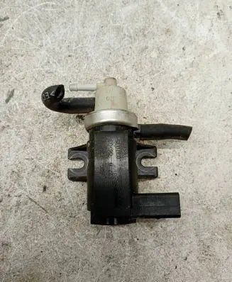 Seat Alhambra (Mk1) Turbo solenoid valve 1J0906627A
