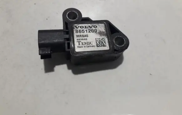 Volvo V50 Airbag deployment crash/impact sensor 8651200 8839a5