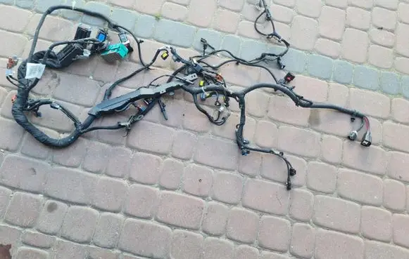 Opel Insignia B EUR ISO radio connector 16TYS