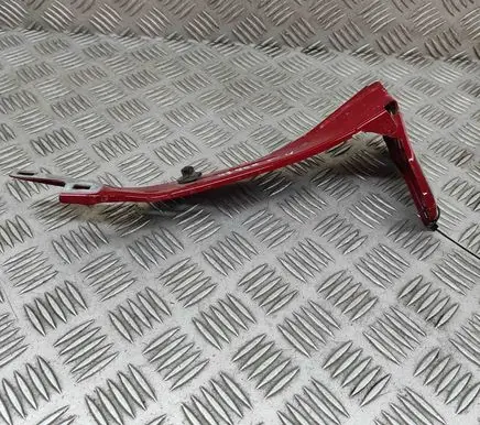 Alfa Romeo Giulia Fender mounting bracket 50532789