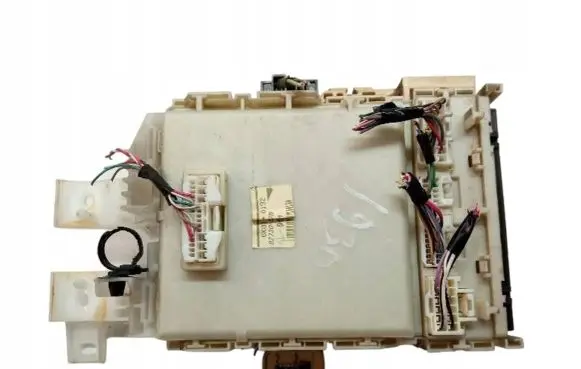Toyota Yaris BSM Control unit 82730700-6K010192
