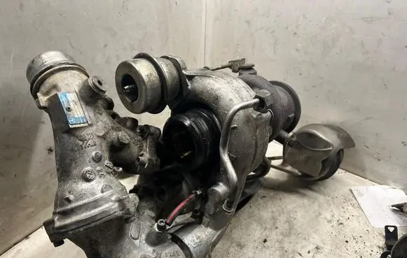 Mercedes-Benz E W212 Turbo A6510906180000