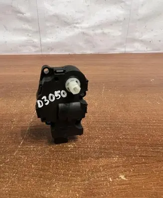 Audi A4 S4 B6 8E 8H Intake manifold valve actuator/motor 410475520 D3050