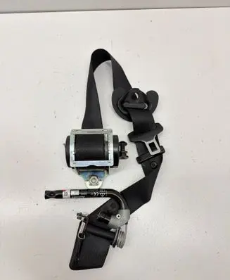 BMW 5 F10 F11 Front seatbelt 610126200B 120214