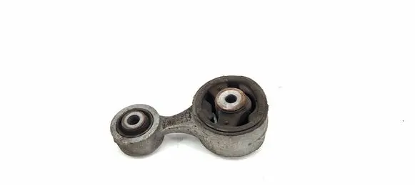 Honda CR-V Engine mount bracket 089007
