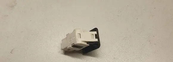 Mercedes-Benz E W211 Tailgate sensor 2028209410 30011501