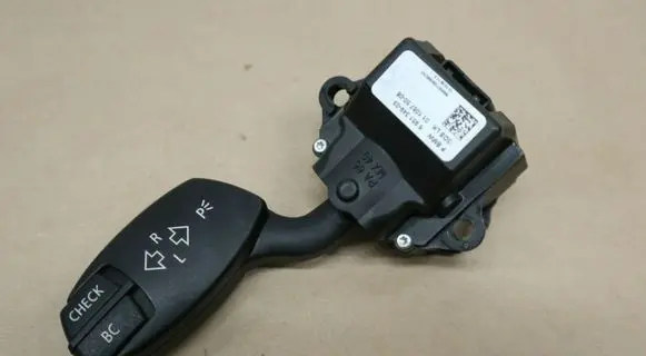 BMW 5 E60 E61 Indicator stalk 6951349