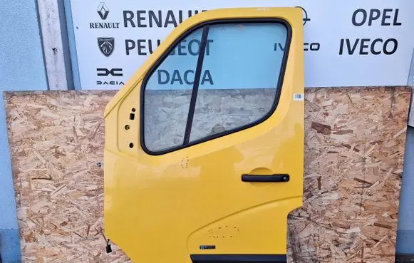 Renault Master III Front door