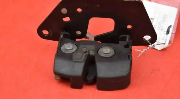 Fiat Panda 141 Tailgate/trunk/boot lock/catch/latch A997