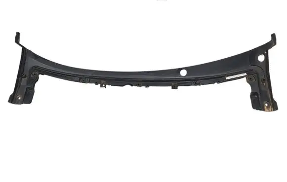Tesla Model S Wiper trim 106050900B