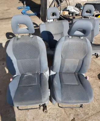 Seat set