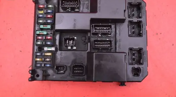 Peugeot 307 CC Fuse box set 9651197780