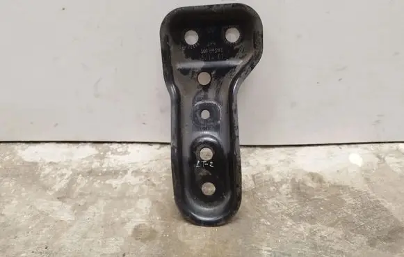 Audi A3 S3 8V Other front suspension part 5Q0199518E
