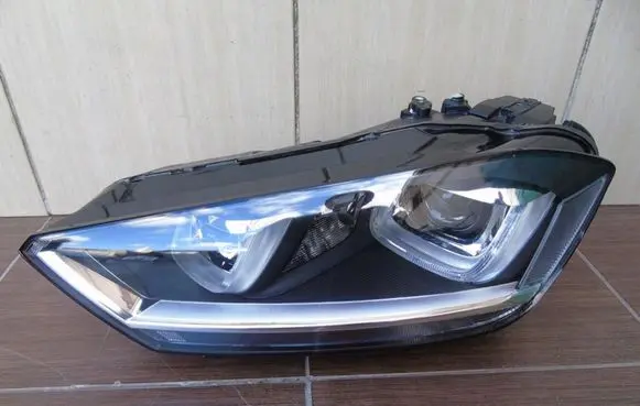 Volkswagen Golf Sportsvan Headlight/headlamp