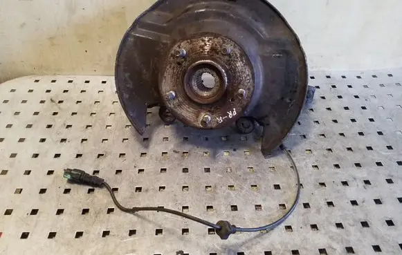 Honda CR-V Front wheel hub