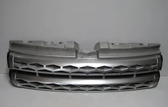 Land Rover Evoque I Front bumper upper radiator grill BJ328B189A