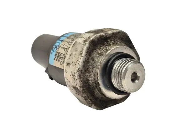 Lexus RX 330 - 350 - 400H Air conditioning (A/C) pressure sensor 4434400760